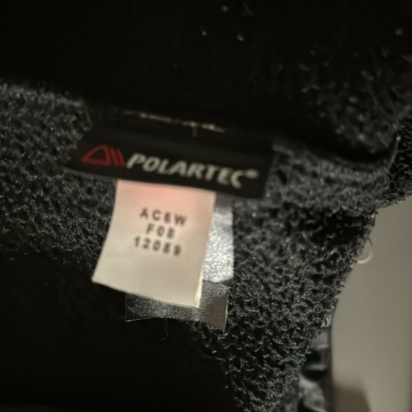 NORTHFACE WINTER JACKET - Picture 7 of 9